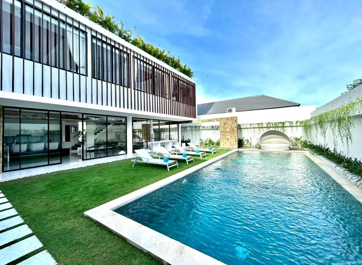 Villa Kawis Seminyak